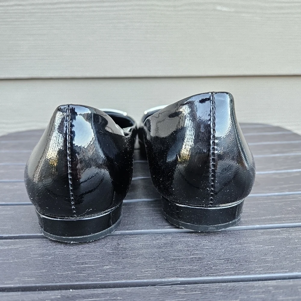 ROGER VIVIER Paris Black Belle Patent Leather Buckle Pump Kitten Heels Size 38
